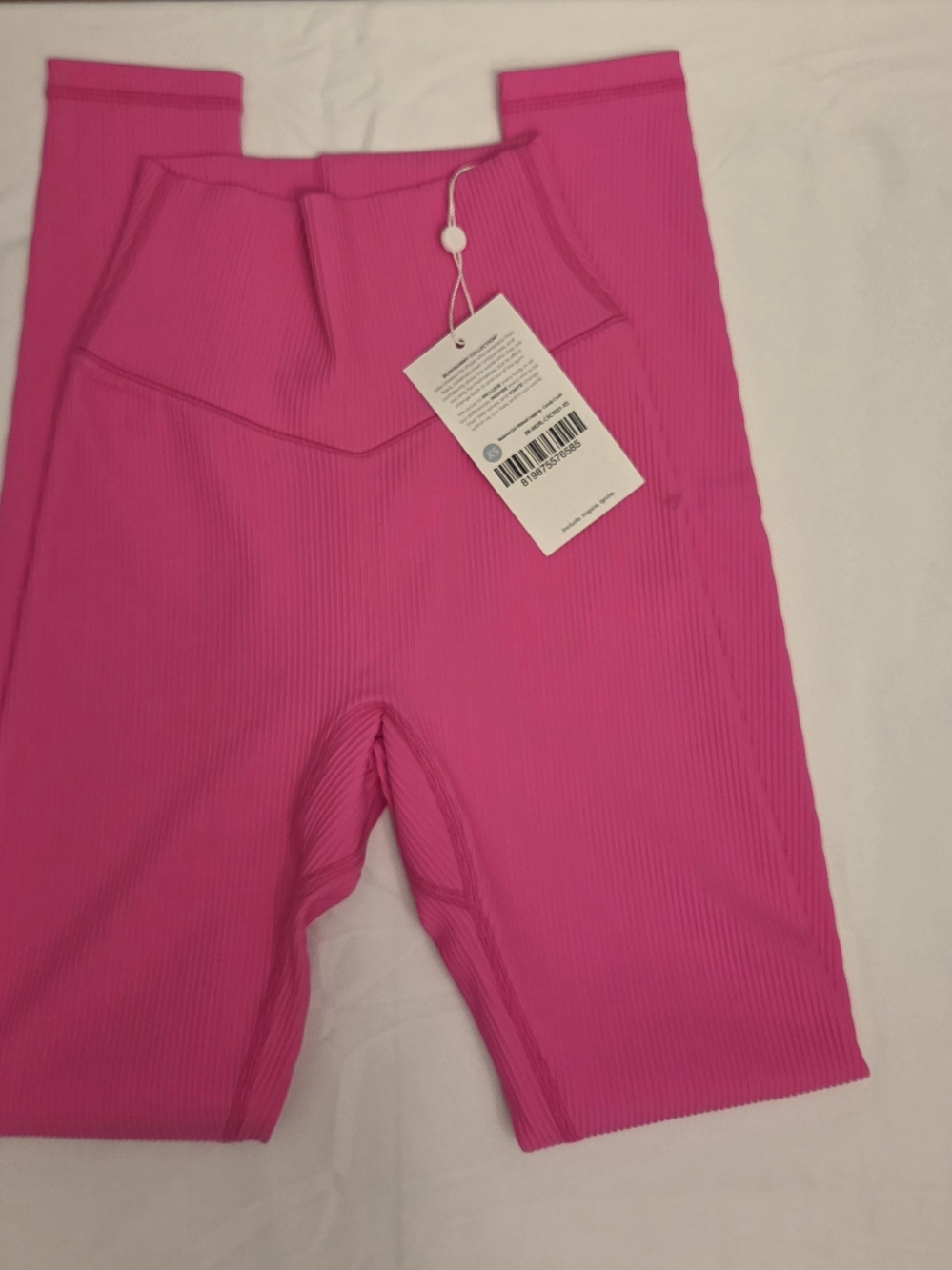 BuffBunny High-Waist Ribbed Biker Shorts - Hot Pink